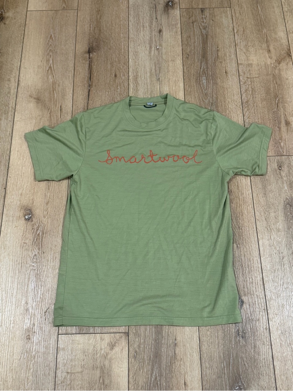 Smartwool Men’s Green Graphic Merino Wool Blend Tshirt size Medium